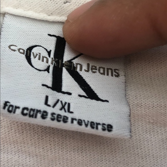 Vintage Calvin Klein tee - Picture 2 of 2